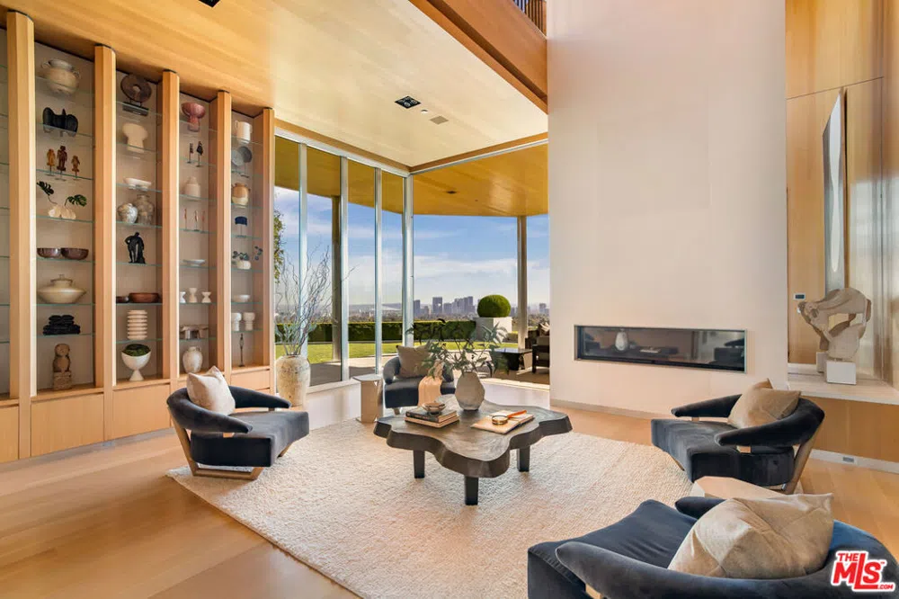 1261 Angelo Drive Beverly Hills, CA 90210