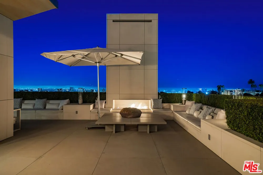 1261 Angelo Drive Beverly Hills, CA 90210