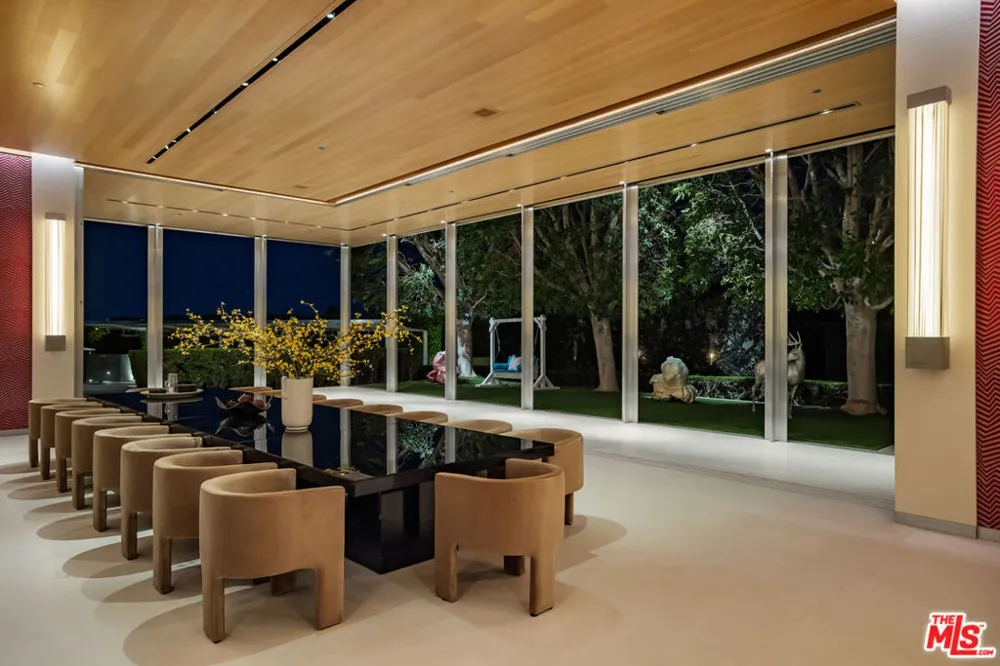 1261 Angelo Drive Beverly Hills, CA 90210