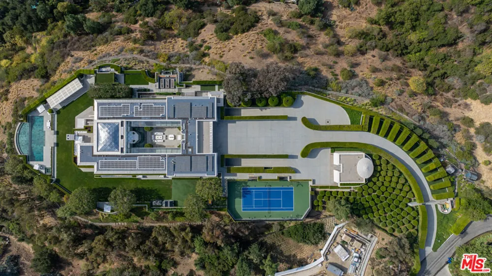 1261 Angelo Drive Beverly Hills, CA 90210