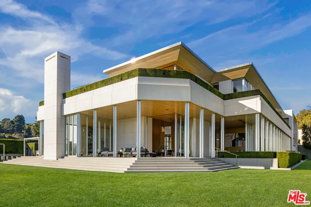 1261 Angelo Drive Beverly Hills, CA 90210