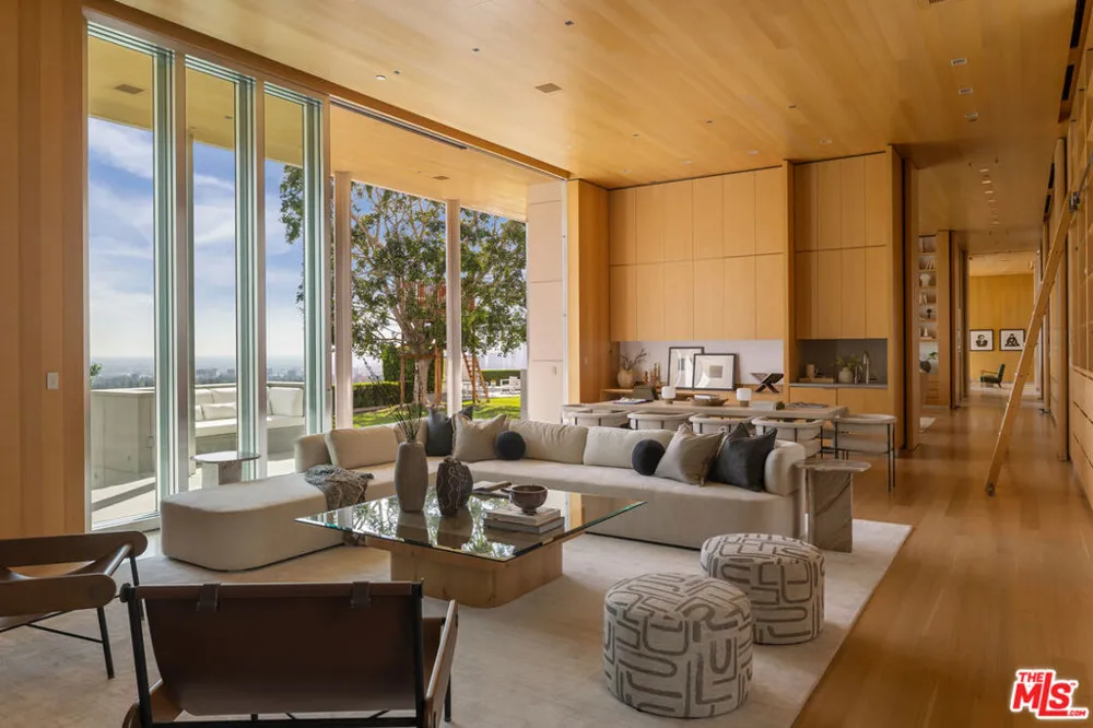 1261 Angelo Drive Beverly Hills, CA 90210