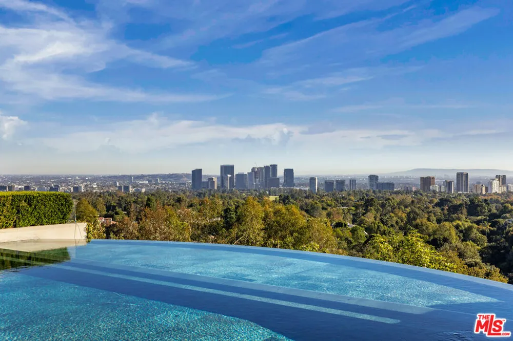 1261 Angelo Drive Beverly Hills, CA 90210