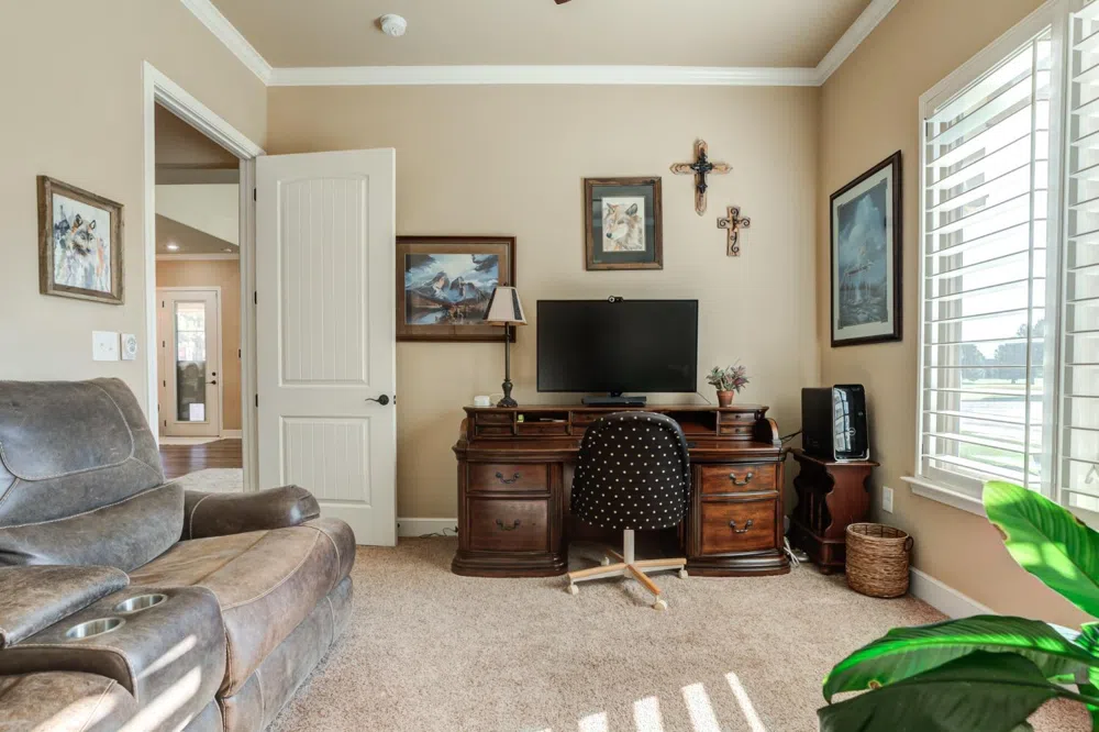 718 N 8th Street Wolfforth, TX 79382