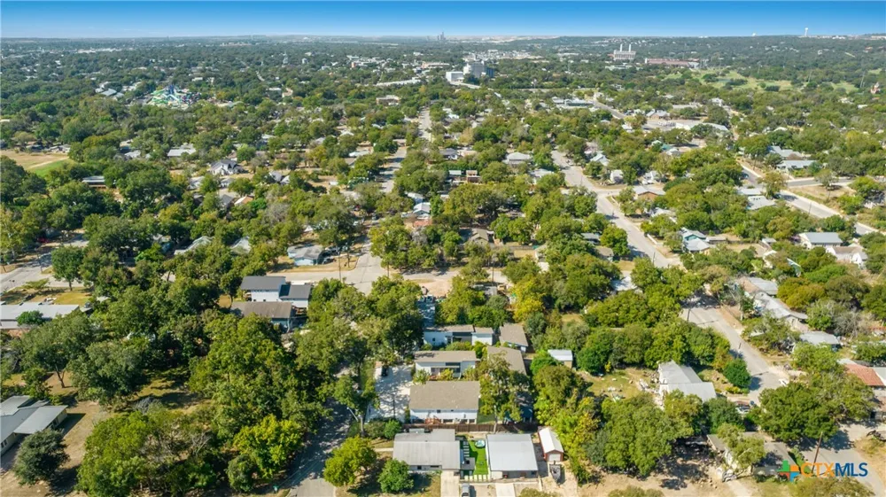 587 E Basel Street New Braunfels, TX 78130