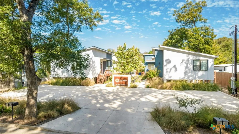 587 E Basel Street New Braunfels, TX 78130