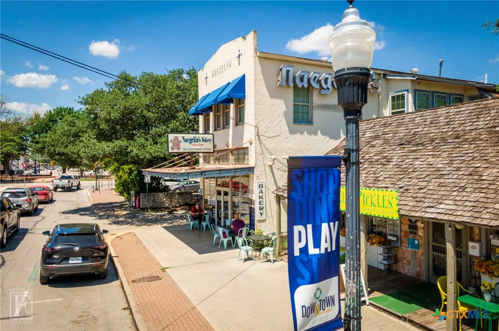 587 E Basel Street New Braunfels, TX 78130