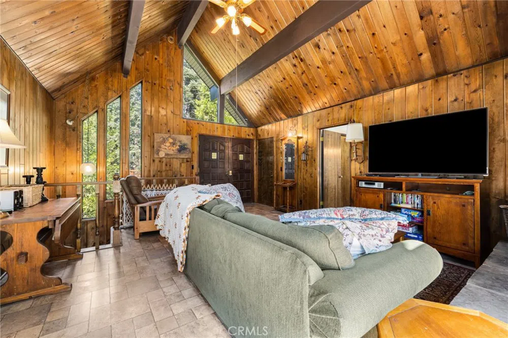 175 Golf Course Road Lake Arrowhead, CA 92317