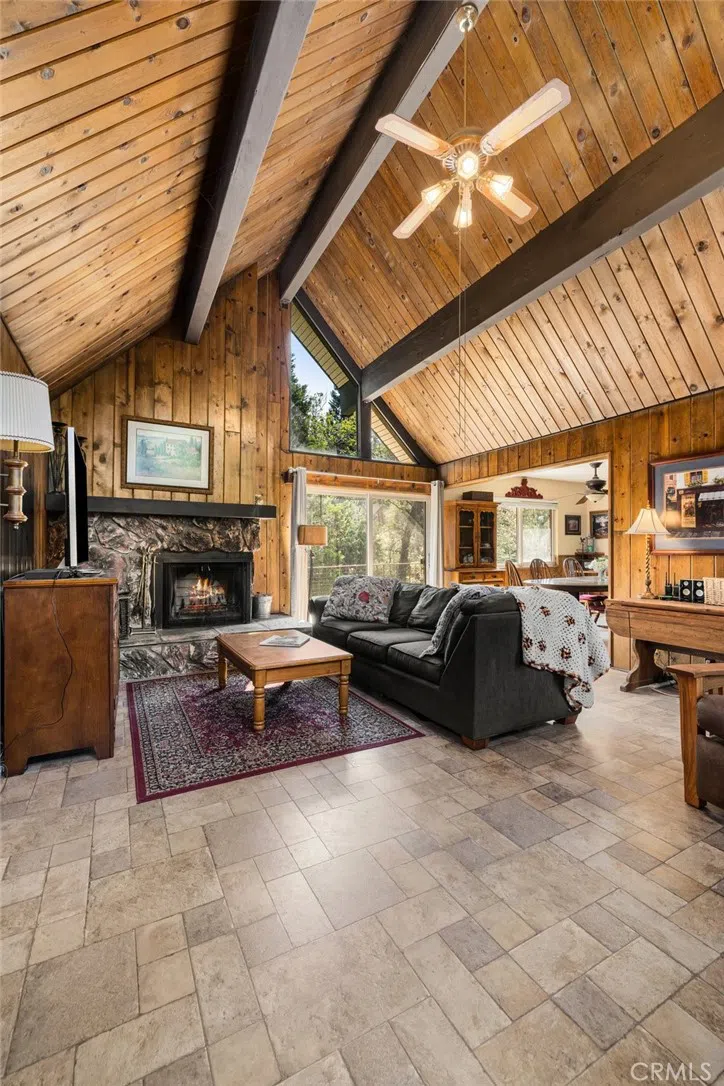 175 Golf Course Road Lake Arrowhead, CA 92317