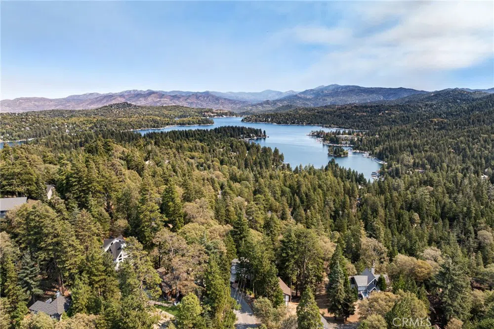 175 Golf Course Road Lake Arrowhead, CA 92317