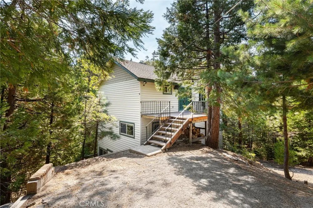 175 Golf Course Road Lake Arrowhead, CA 92317