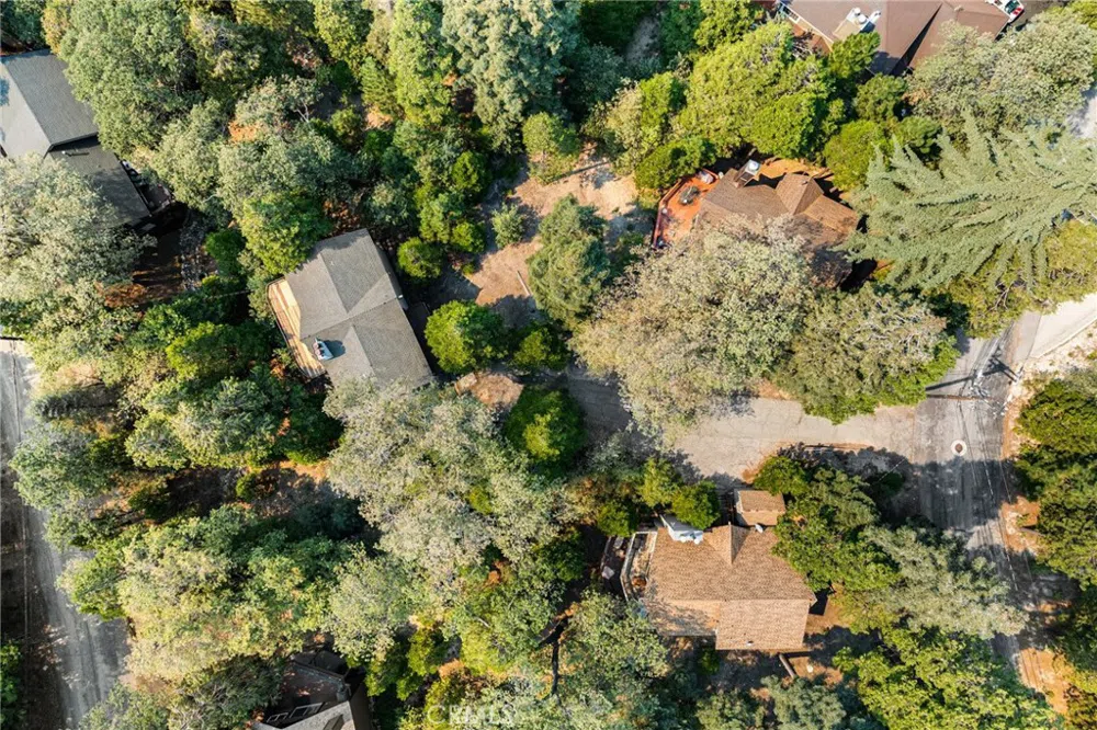 175 Golf Course Road Lake Arrowhead, CA 92317