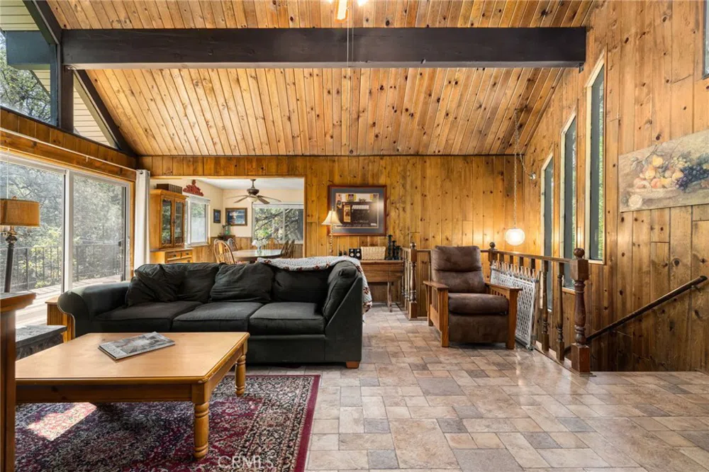 175 Golf Course Road Lake Arrowhead, CA 92317