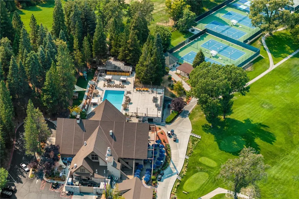 175 Golf Course Road Lake Arrowhead, CA 92317