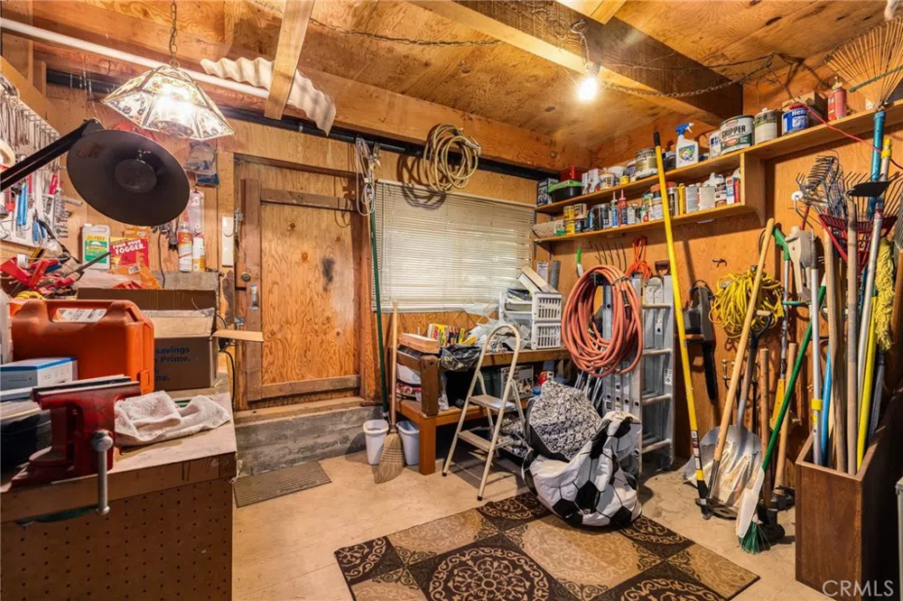 175 Golf Course Road Lake Arrowhead, CA 92317