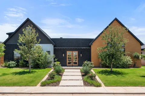 609 N 12th Street