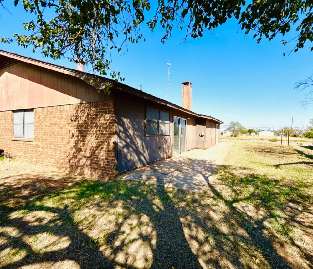 305 SE 11th Street Lamesa, TX 79331