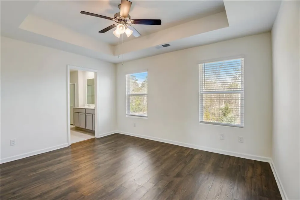 257 Bur Oak Bend #Cali Newnan, GA 30265