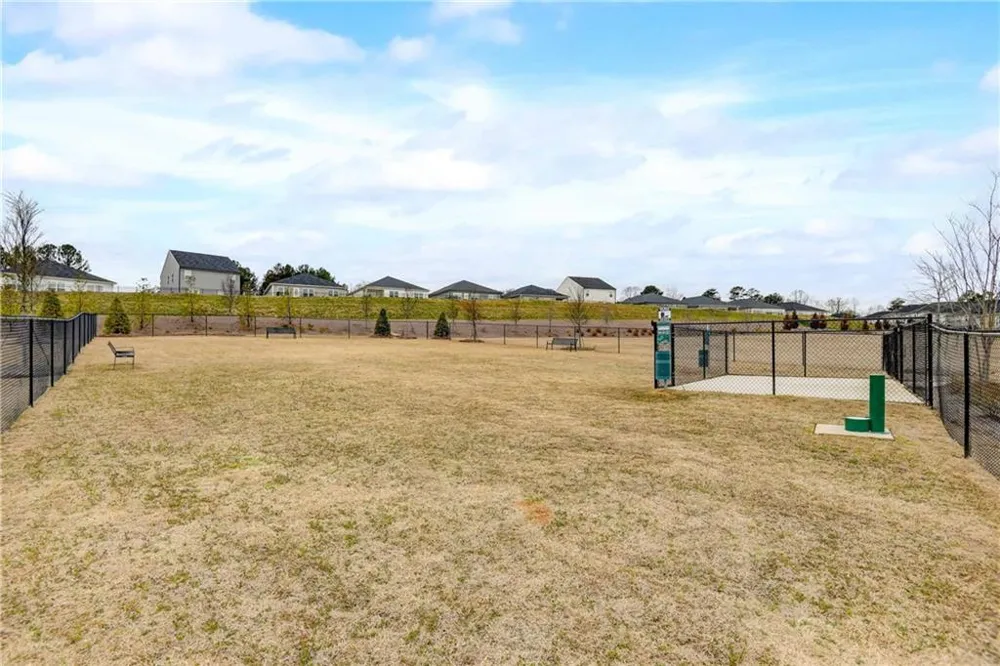 257 Bur Oak Bend #Cali Newnan, GA 30265