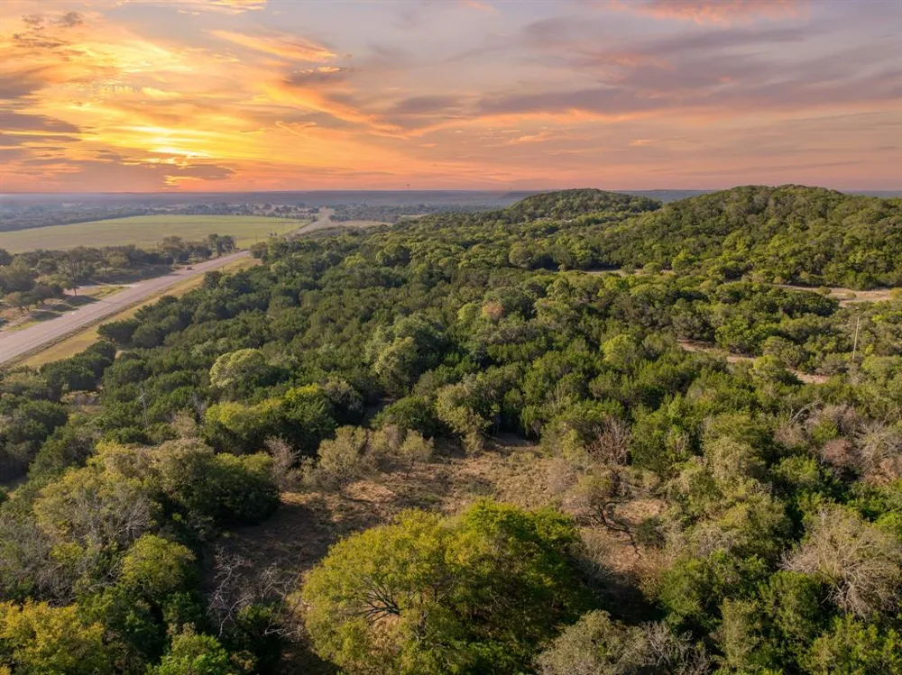 Tx-6 Clifton, TX 76634