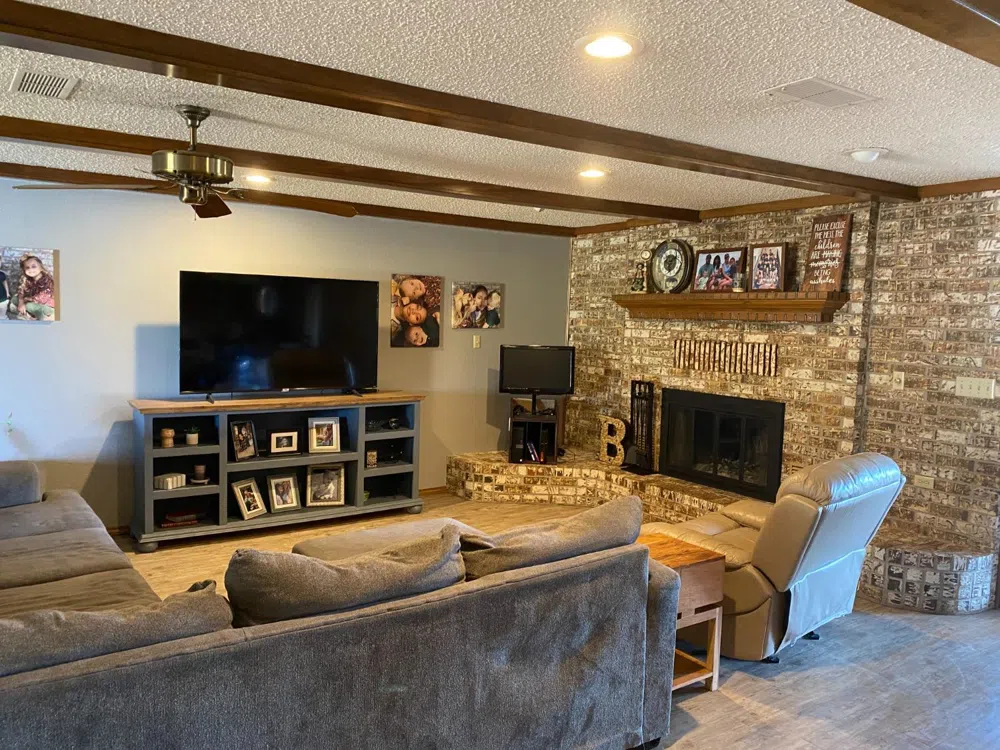 201 Henderson Amherst, TX 79312