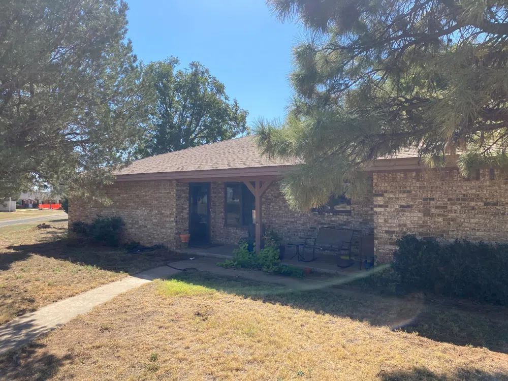 201 Henderson Amherst, TX 79312