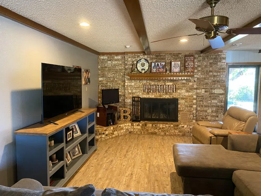 201 Henderson Amherst, TX 79312
