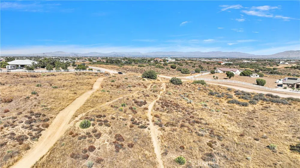 Meadowlark Avenue Oak Hills, CA 92344