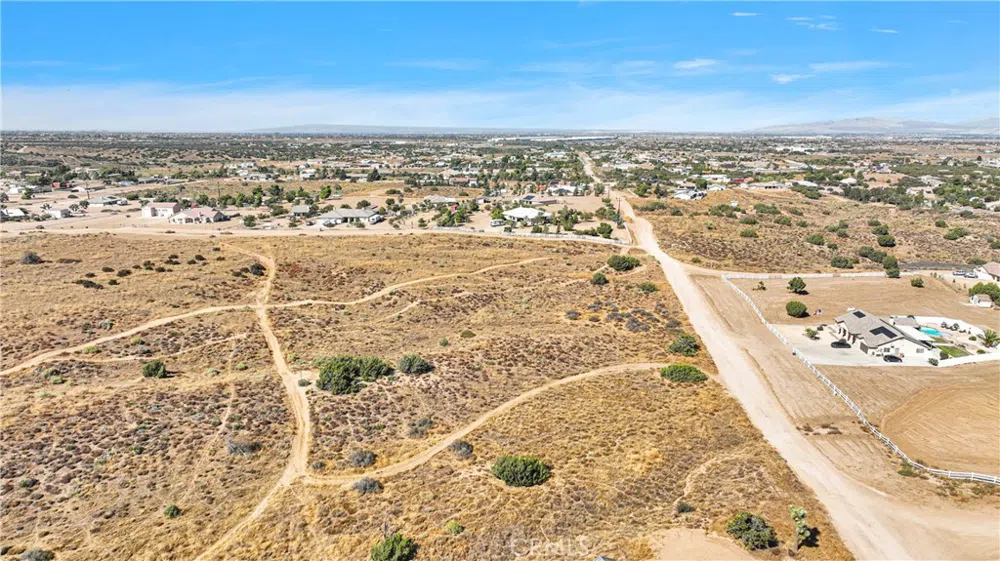 Meadowlark Avenue Oak Hills, CA 92344