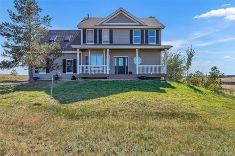 6696 Sunset Circle