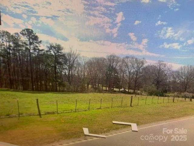 6045 C Campbell Road York, SC 29745
