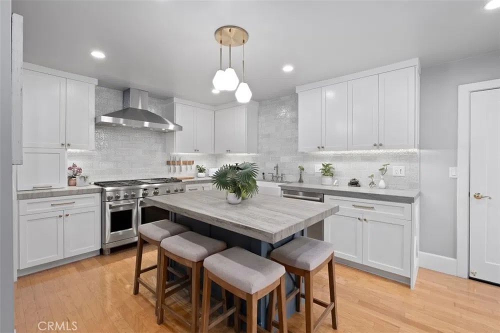 3386 Calle La Veta San Clemente, CA 92672