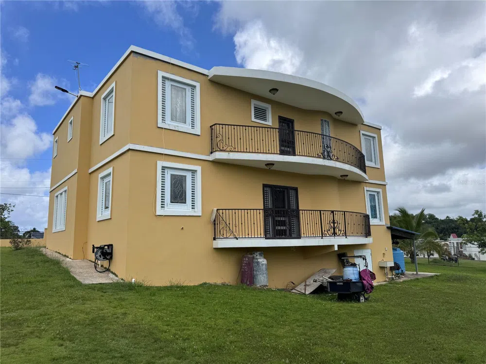Camino Los Nieves LOS NIEVES 447 INT Isabela, PR 00662
