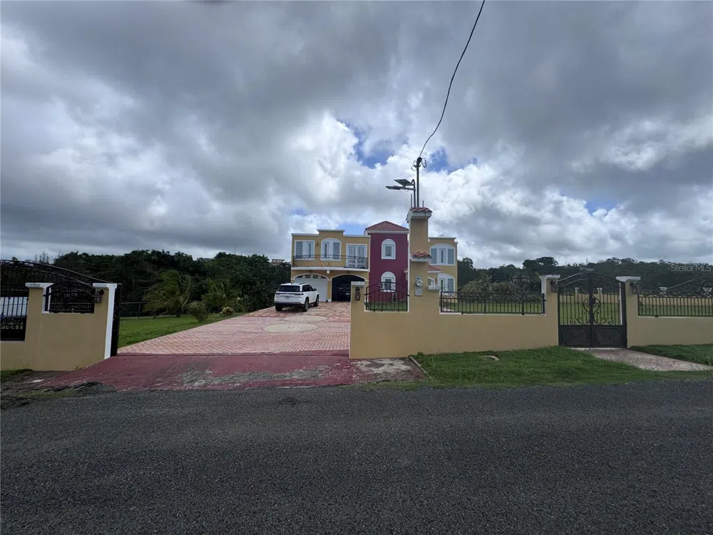 Camino Los Nieves LOS NIEVES 447 INT Isabela, PR 00662