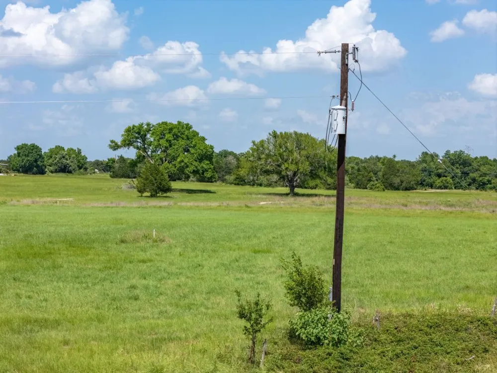 1500 County Road 481 Thrall, TX 76578