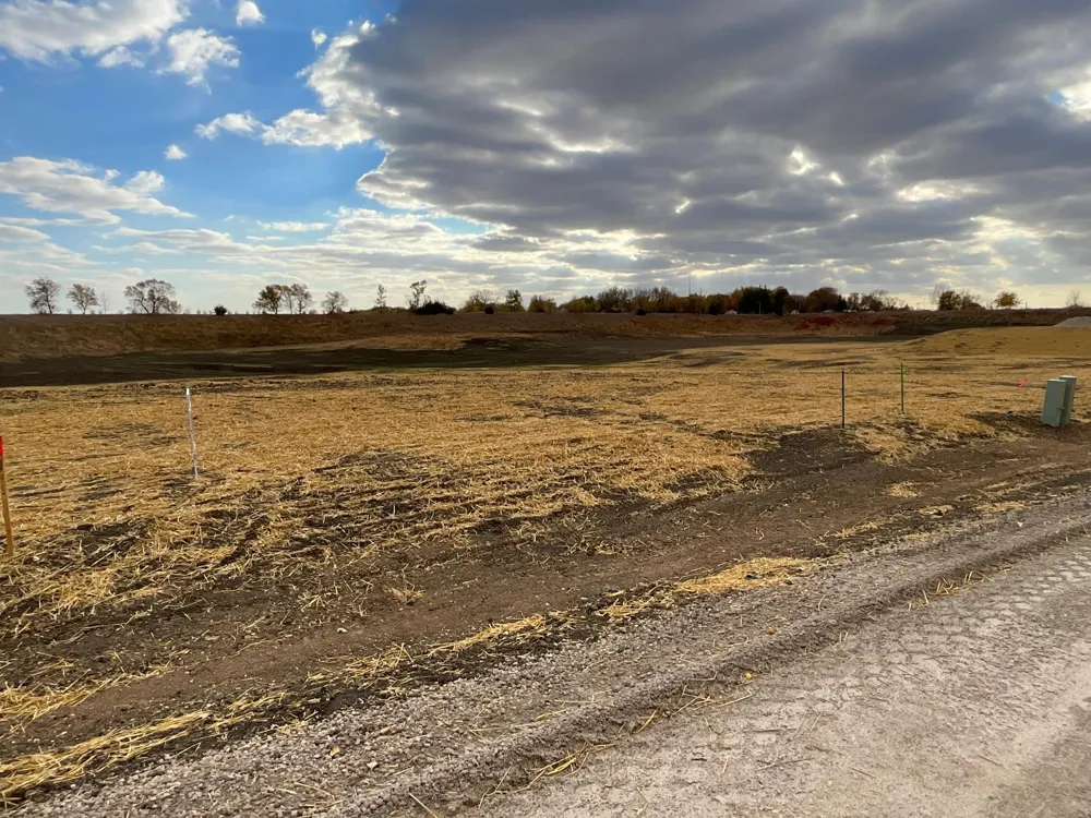 13 Cottonwood Lake Boulevard Windom, MN 56101