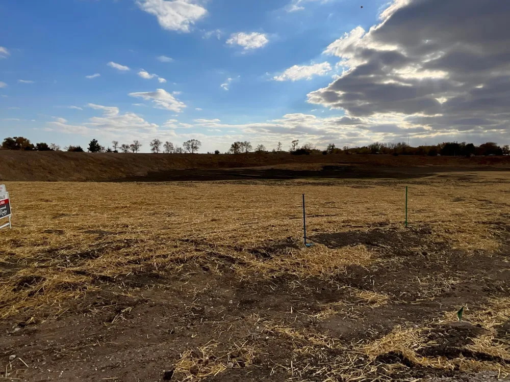 9 Cottonwood Lake Boulevard Windom, MN 56101
