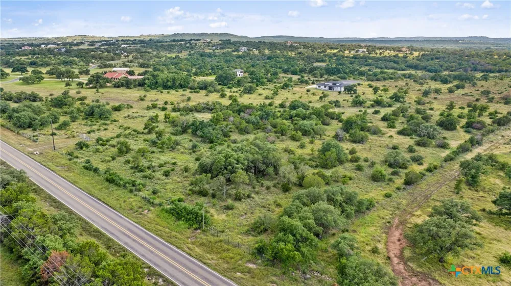 W Rr 962 Round Mountain, TX 78663