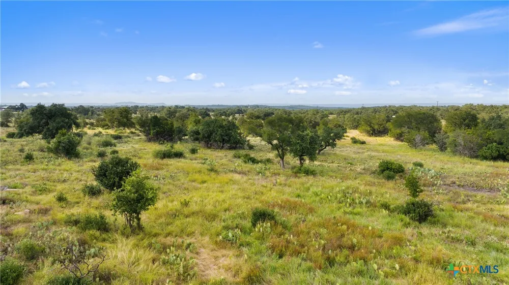 W Rr 962 Round Mountain, TX 78663