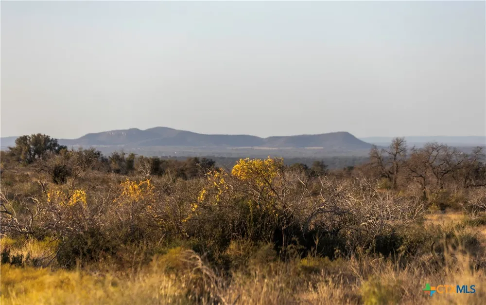 W Rr 962 Round Mountain, TX 78663