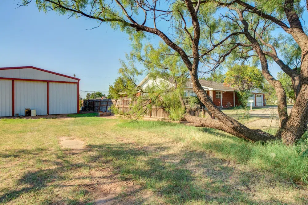 711 W 11th Street Post, TX 79356