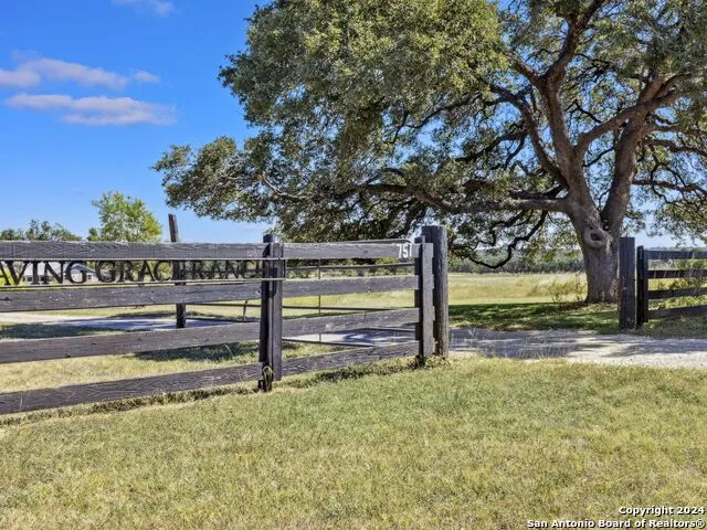751 SHEARER RD Bulverde, TX 78163