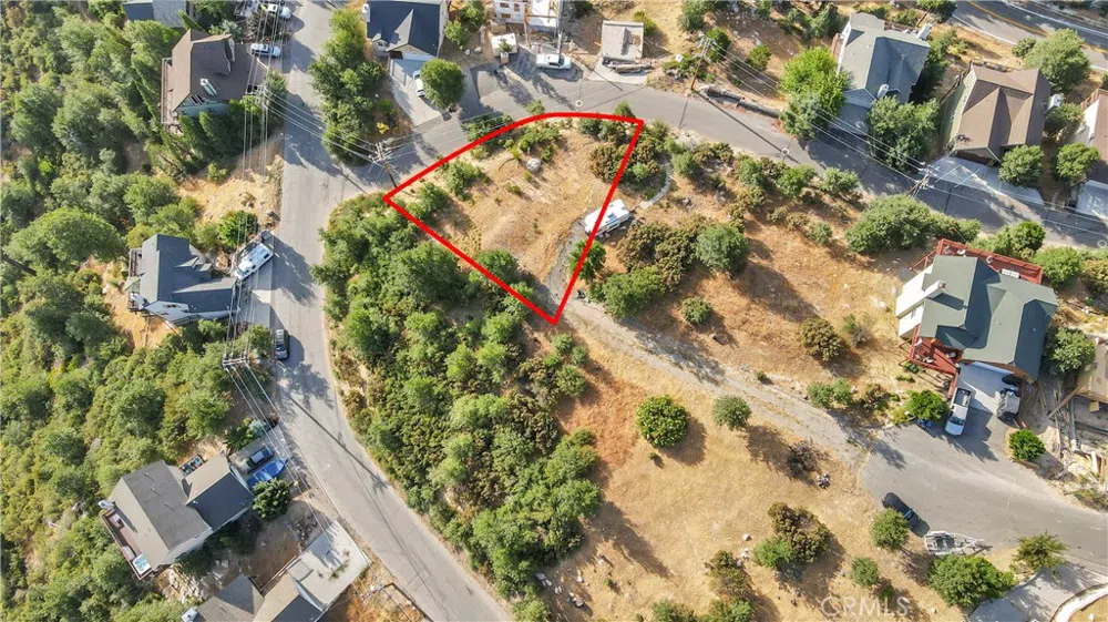 26867 Inyo Court Lake Arrowhead, CA 92352