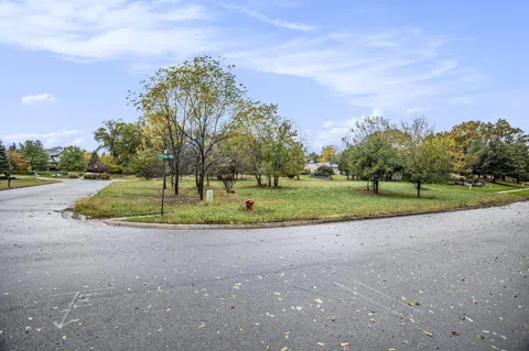 605 Turquoise Trail