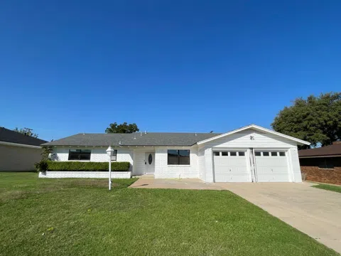 4503 El Paso Avenue