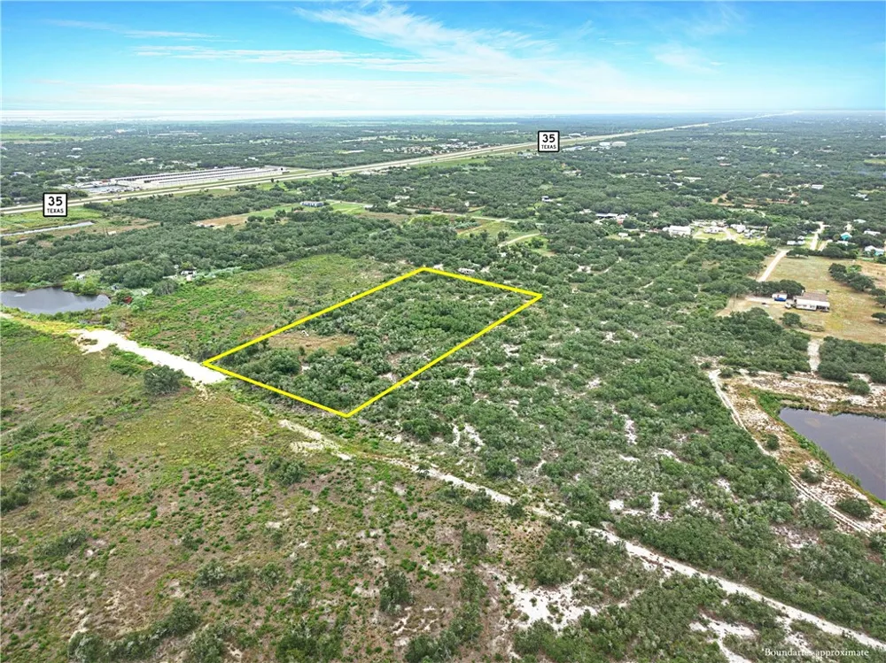 1102 Alcala Aransas Pass, TX 78336