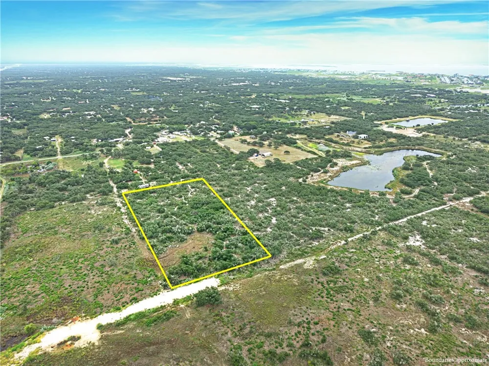 1102 Alcala Aransas Pass, TX 78336