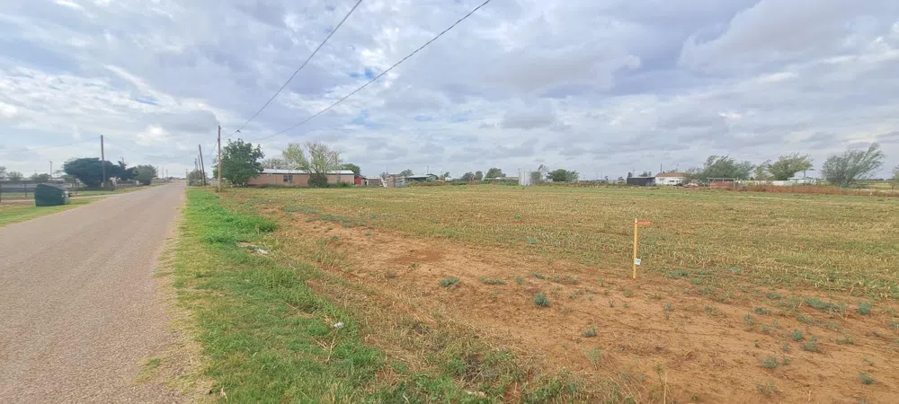 206 Ave X Levelland, TX 79336