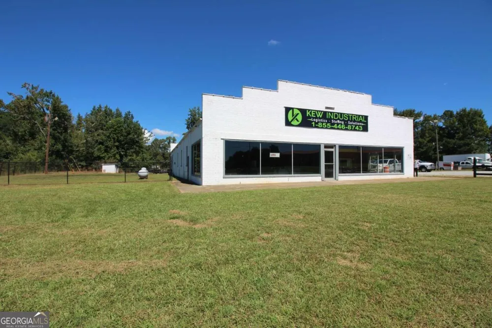 18 Highway 16 Newnan, GA 30263