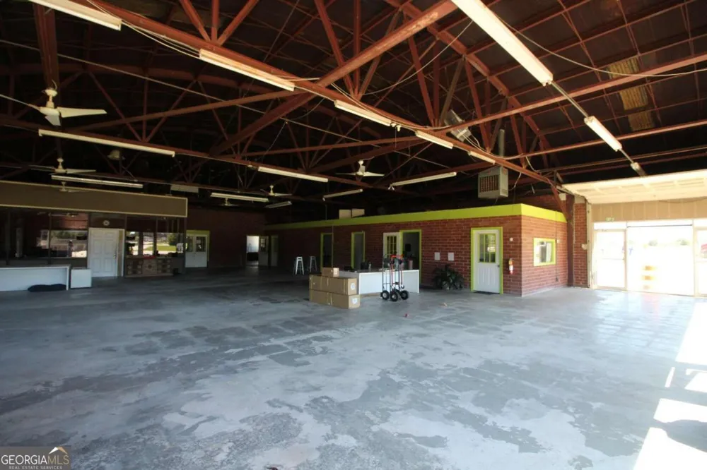 18 Highway 16 Newnan, GA 30263